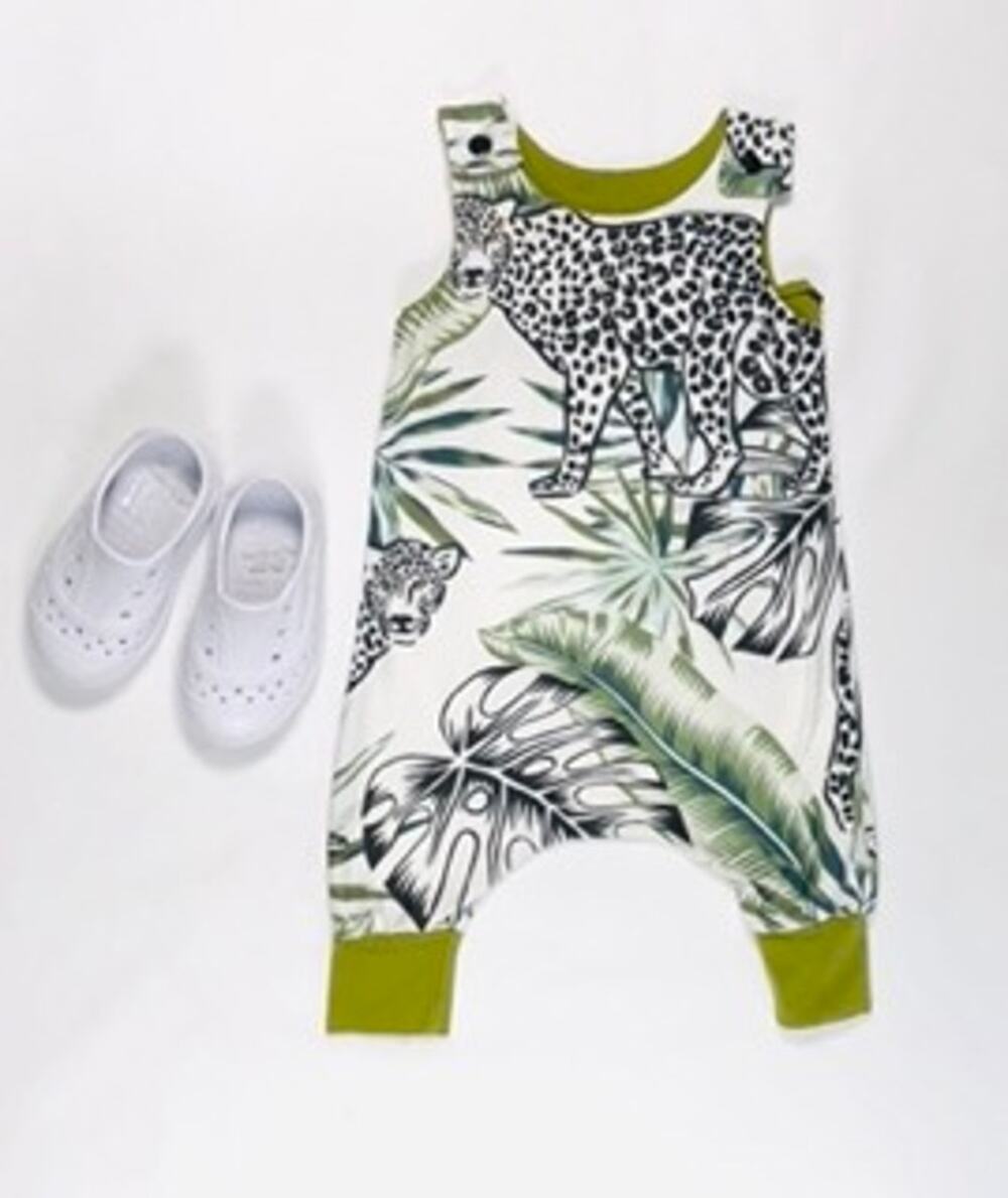 BABY BOYS JUNGLE ROMPER SIZE 12M